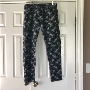 Black jeans with Gray flowers